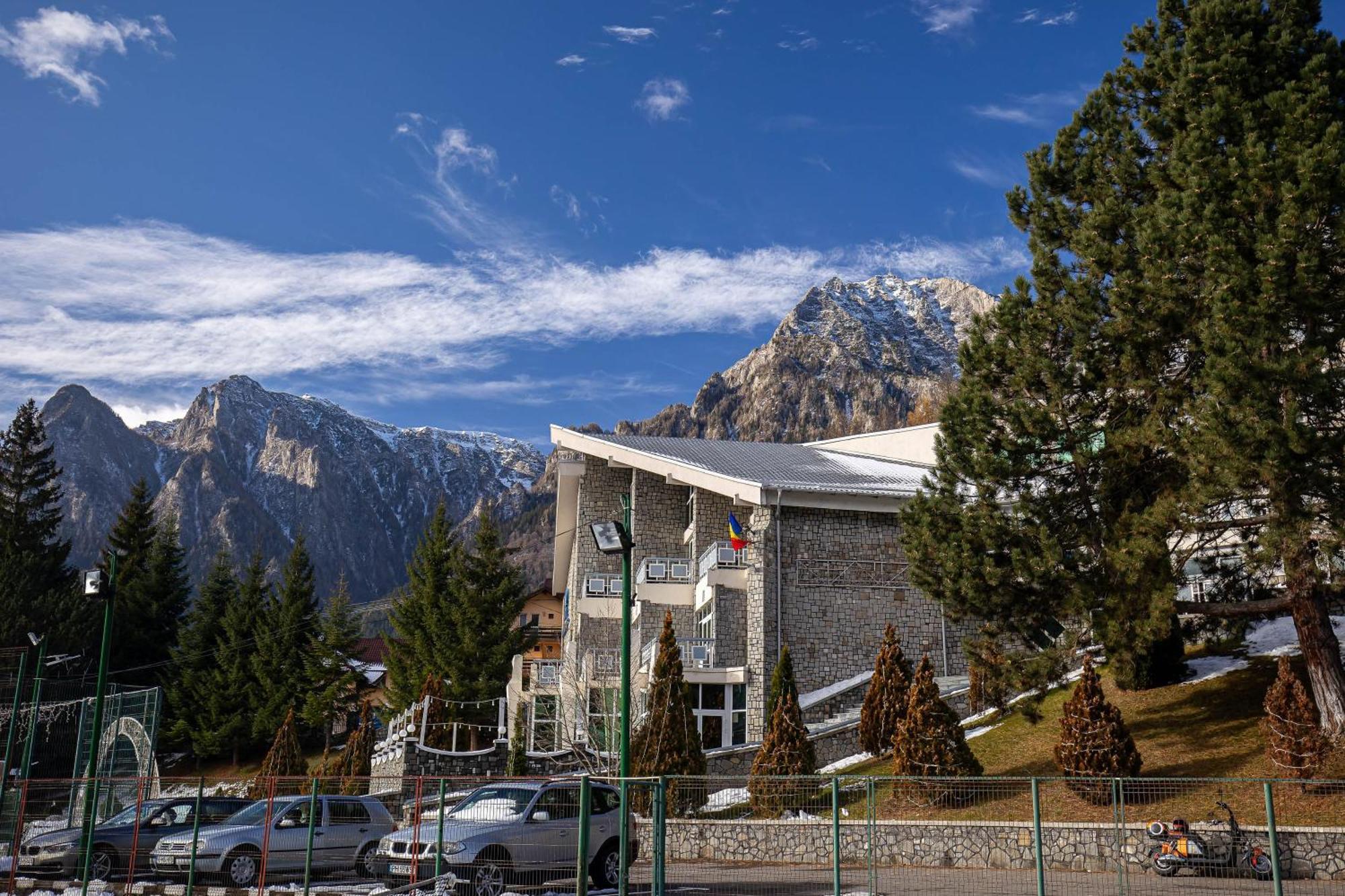 Hotel Alexandros Szászbuda Kültér fotó